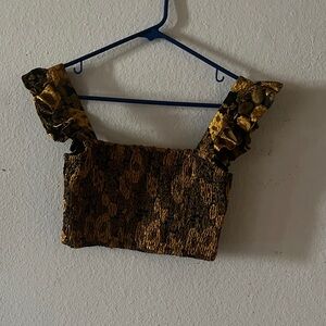 Chic Black and Gold Women's Crop Top